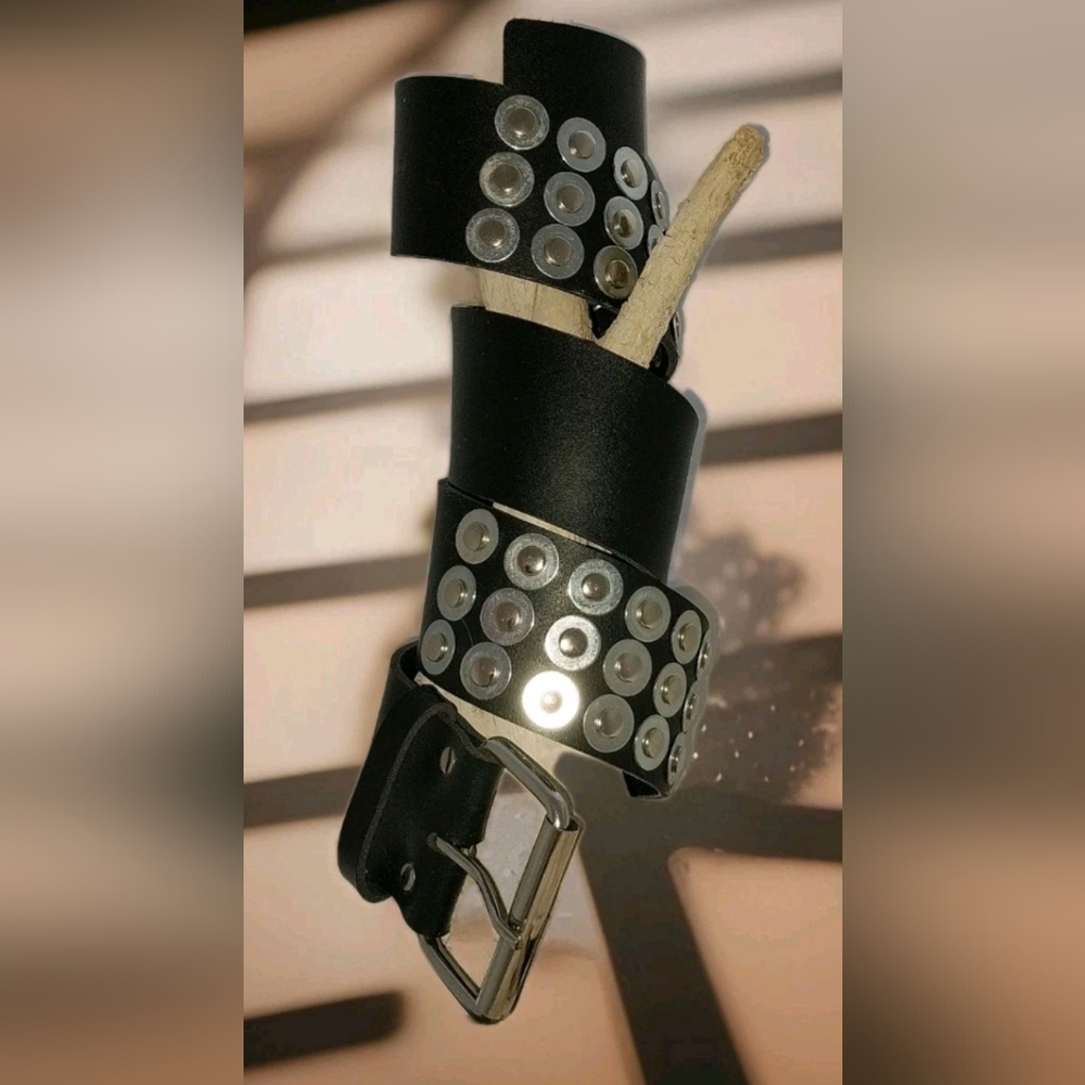 Leather Studded Belt 30"- 34" fitting, Unisex, Rare Design
